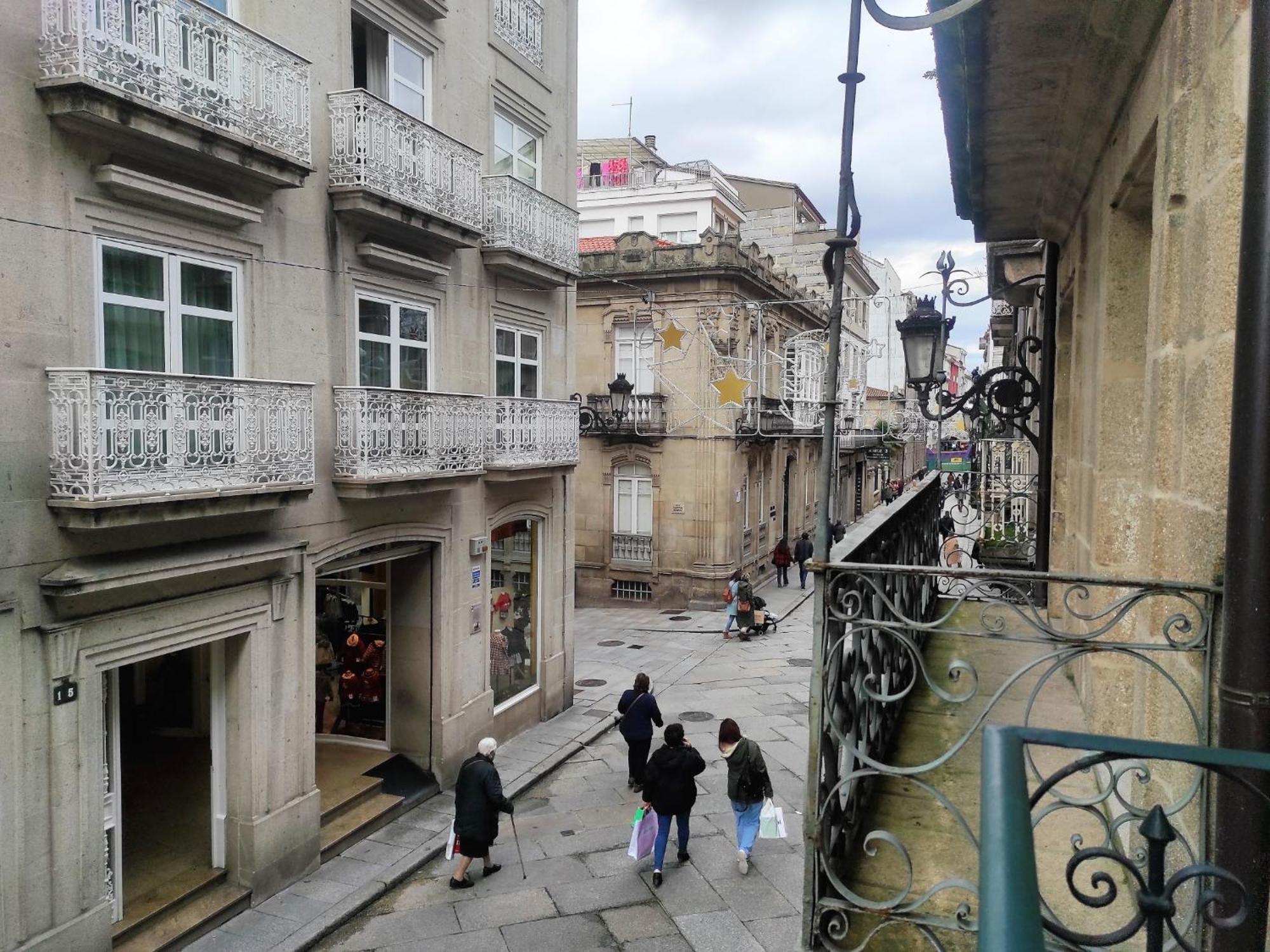 1A. Disfruta De Su Balcon Sobre El Casco Viejo. Ourense Exterior foto